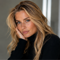 female_blonde_avatar(1)